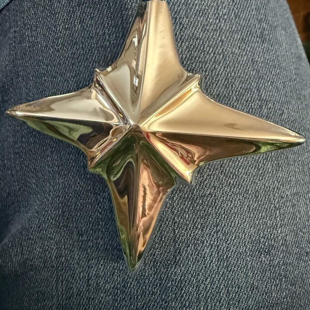 Nambe 2009 Christmas Silver tone metal bright Star Ornament by Todd Meyers